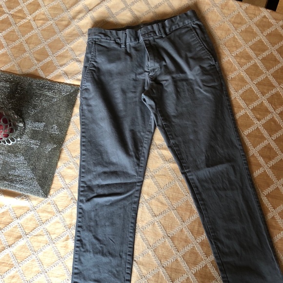 Light gray khaki 30 x 32 🌸Buy 2 for $10🌸 - Picture 1 of 4